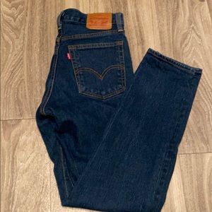 Levi’s size 24 dark wash